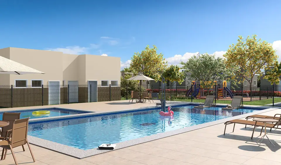 Piscina do condomínio Residencial Porto Quaresmeiras I, em Águas Lindas de Goiás